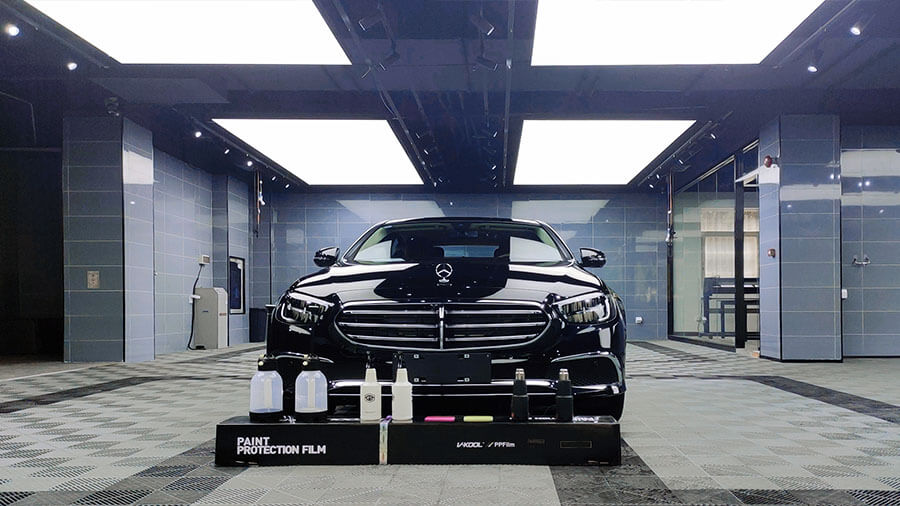 奔驰E300L黑色施工威固隐形车衣V10案例