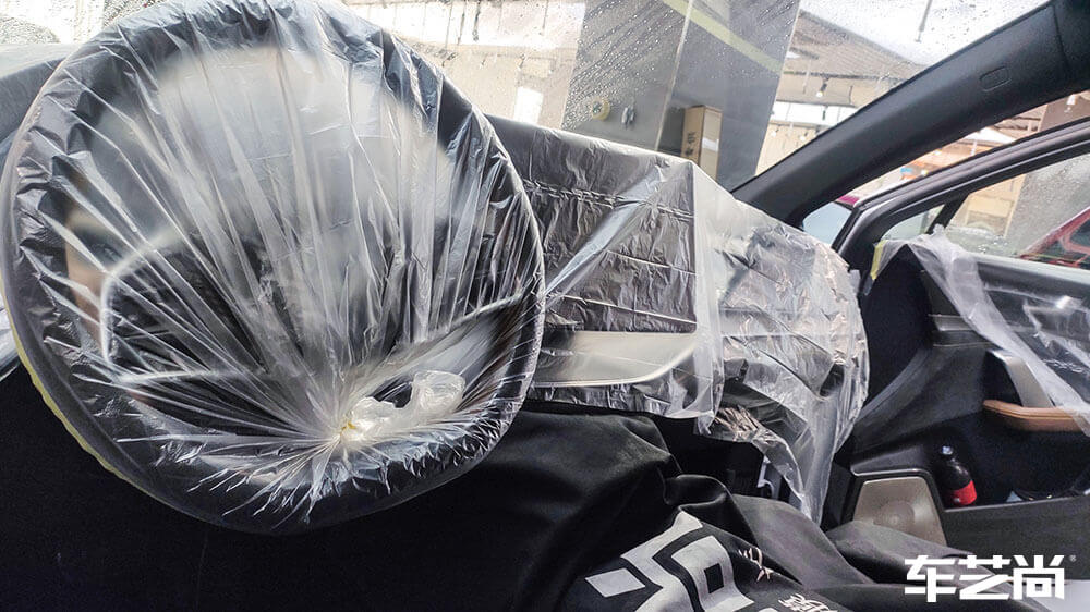 比亚迪唐白色施工威固隔热膜VK70+KS15（图1）